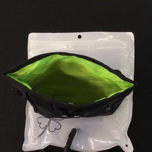 Load image into Gallery viewer, 1085 Pet supplies Dog Treat Training Pouch Bag Black with Strap *